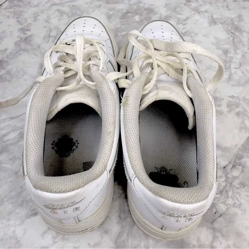 NIKE AIR FORCE 1  Low White Sneakers Size 4.5Y Big Boy